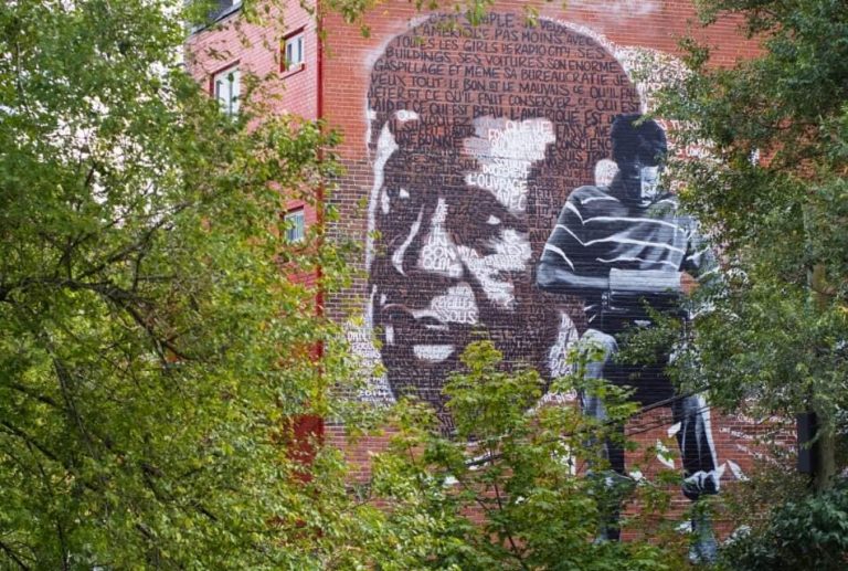 Murs à mots – Hommage à Dany Laferrière