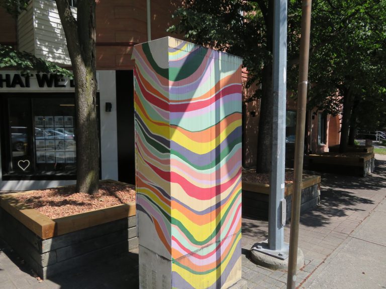 Traffic Signal Box at Queen and Glen Manor