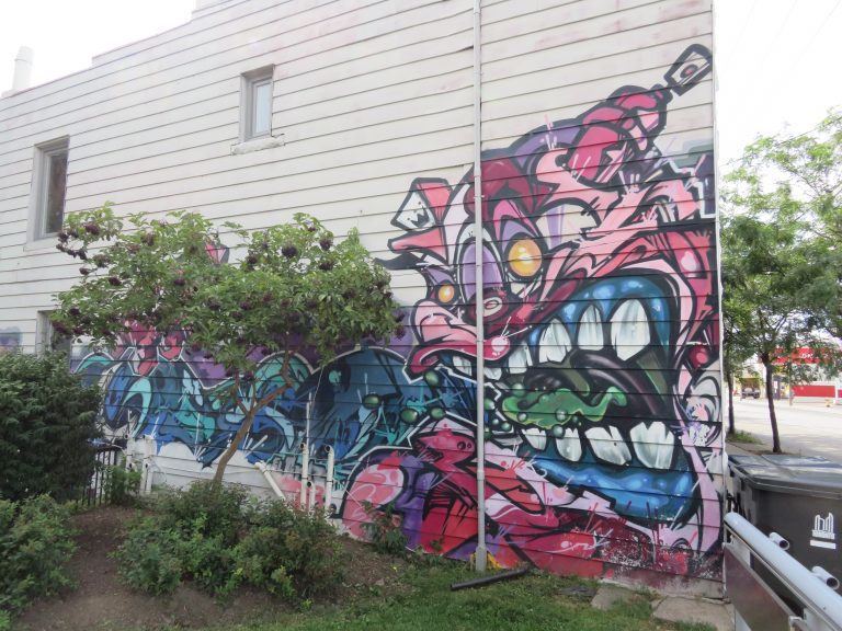Mural at 1995 Dundas St W