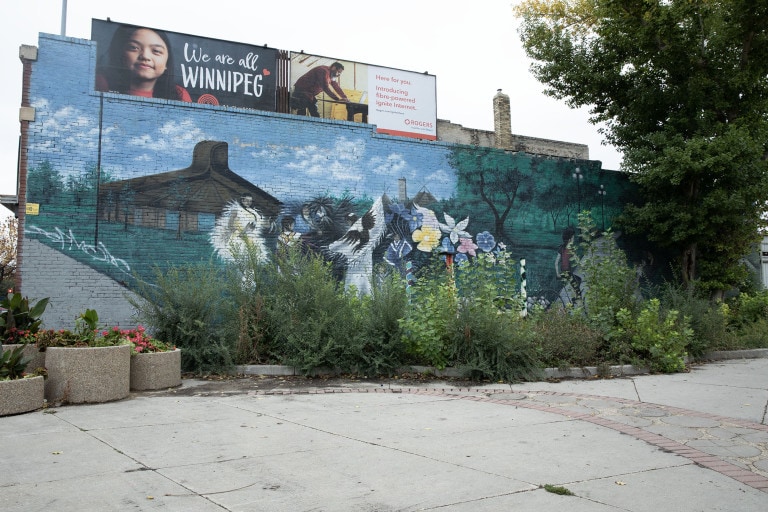 605 Main Street Mural